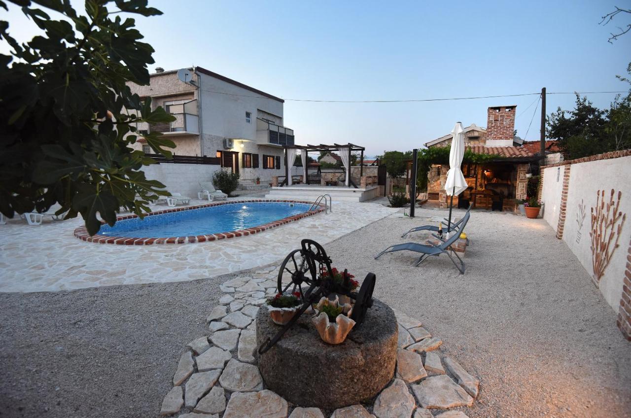 House & Apartment Palaca Donji Zemunik Dış mekan fotoğraf