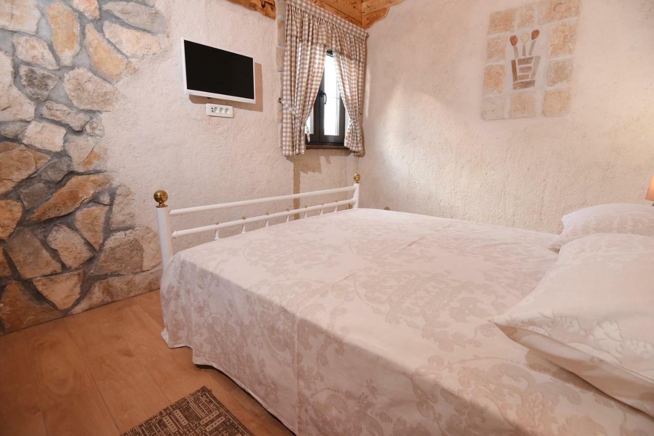 House & Apartment Palaca Donji Zemunik Dış mekan fotoğraf